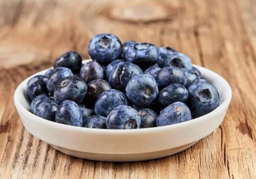 超市里買來的藍莓是盒裝的還用洗嗎?藍莓能用熱水洗嗎 超市里買來的藍莓是盒裝的還用洗嗎?藍莓能用熱水洗嗎