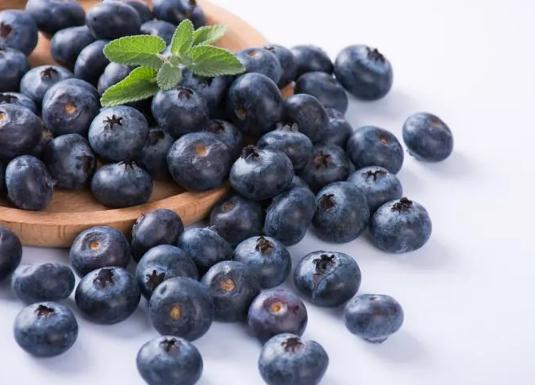超市的盒裝藍莓可以直接吃嗎?哪些人不適合吃藍莓 超市的盒裝藍莓可以直接吃嗎?哪些人不適合吃藍莓
