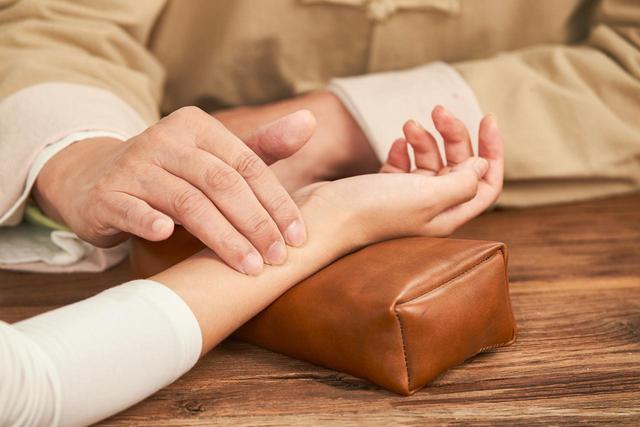 中醫的特點是什么?中醫的概念 中醫的特點是什么?中醫的概念