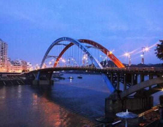 梧州最好玩的地方排行榜,騎樓城保存完整、石表山自然景色秀麗 梧州最好玩的地方排行榜,騎樓城保存完整、石表山自然景色秀麗