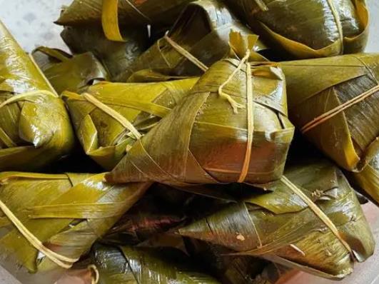 真空粽子用微波爐加熱幾分鐘能吃?粽子被粽葉染綠了是什么原因 真空粽子用微波爐加熱幾分鐘能吃?粽子被粽葉染綠了是什么原因