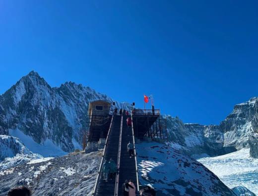 ��������ѩɽ����ϴ��᣿����ѩɽ�߷���(y��n)�؆�