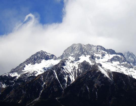 ������ѩɽһƿ�����᣿������ѩɽ���߷���