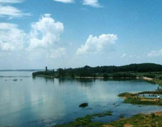 ���������ĵط���ɏ��ɽ�vʷ�Ļ����N��񡢶�����ɽ�L���^׌����