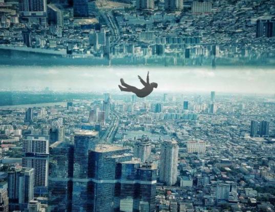 ������ֵ��һ�����Ӱ��Ф��˵ľ��H�����������ǂ������Ʒ