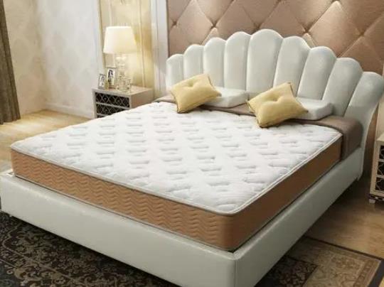 新床墊塑料膜撕掉后可以馬上睡嗎?床墊氣味太重被子都有味道了怎么辦 新床墊塑料膜撕掉后可以馬上睡嗎?床墊氣味太重被子都有味道了怎么辦