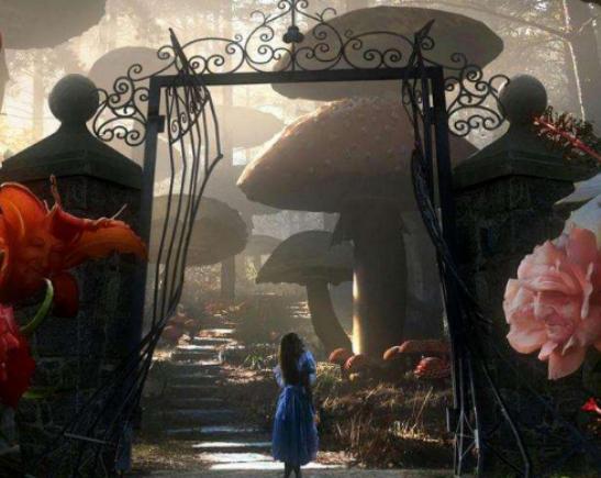 世界十大真人童話電影,愛(ài)麗絲夢(mèng)游仙境2、美女與野獸人氣很不錯(cuò) 世界十大真人童話電影,愛(ài)麗絲夢(mèng)游仙境2、美女與野獸人氣很不錯(cuò)