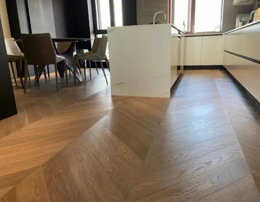 �I���ַ���ľ�ذ�Ҫ��Ҫ�Q������ľ�ذ�ܶ����˿���������