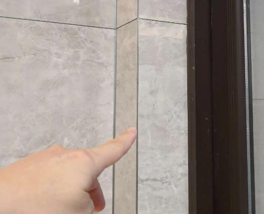 海棠角有必要嗎?墻磚陽角海棠角和直角切邊的區別 海棠角有必要嗎?墻磚陽角海棠角和直角切邊的區別