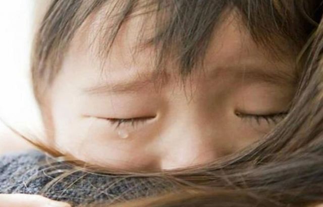 嬰兒磨牙棒是一次性的嗎?寶寶出牙為什么咬東西 嬰兒磨牙棒是一次性的嗎?寶寶出牙為什么咬東西