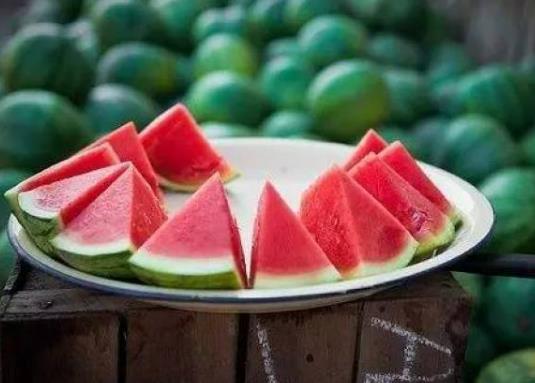 三伏天曬背可以穿防曬服嗎?三伏天曬背后多久可以吹空調(diào) 三伏天曬背可以穿防曬服嗎?三伏天曬背后多久可以吹空調(diào)