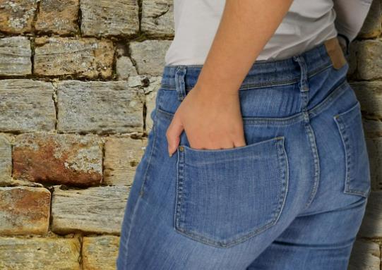 痔瘡突然大量出血怎么辦?痔瘡會自己消下去嗎 痔瘡突然大量出血怎么辦?痔瘡會自己消下去嗎