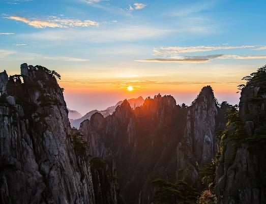 2023��9�·��Sɽ�L���^��᣿2023��9�·��Sɽ�����˶���