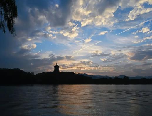 2023年杭州幾月份天氣轉涼?2023年杭州一般會熱到幾月份 2023年杭州幾月份天氣轉涼?2023年杭州一般會熱到幾月份