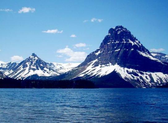 世界十大奇特的湖,赫利爾湖湖水顏色至今是謎、水母湖有百萬只水母 世界十大奇特的湖,赫利爾湖湖水顏色至今是謎、水母湖有百萬只水母