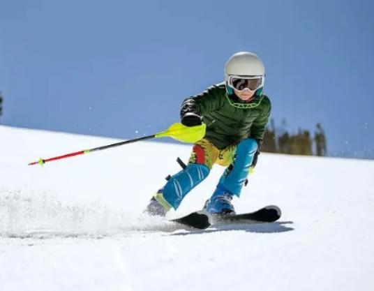 滑雪內八字還是外八字能停下來?滑雪鞋里腳套塑料袋滑嗎 滑雪內八字還是外八字能停下來?滑雪鞋里腳套塑料袋滑嗎