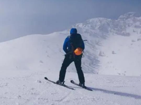 滑雪鞋怎么選尺寸?滑雪鞋買大了可以墊鞋墊嗎 滑雪鞋怎么選尺寸?滑雪鞋買大了可以墊鞋墊嗎