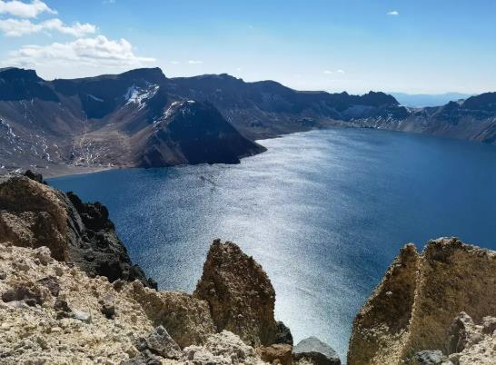 ���·�ȥ�L��ɽ�ܿ���ѩ�����L��ɽÿ��ʲô�r(sh��)����ѩ