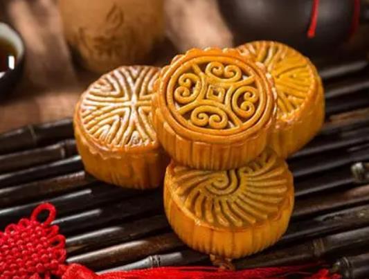 中秋節月餅早上吃還是晚上吃好?2023年中秋節天氣還熱嗎 中秋節月餅早上吃還是晚上吃好?2023年中秋節天氣還熱嗎