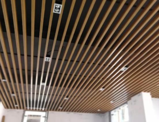 ʮ���X��ͨƷ�����У��{�����X��ͨ�ԃr�ȸߡ������X��ͨ�ڱ���