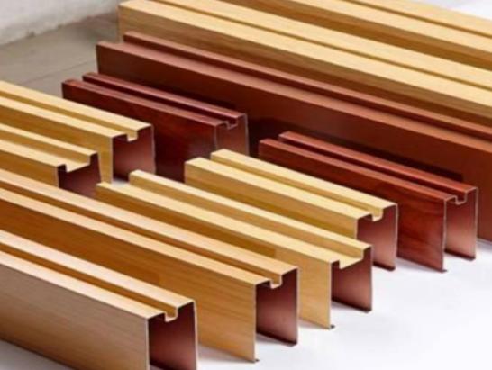 ʮ���X��ͨƷ���������{�����X��ͨ�ԃr�ȸ��������X��ͨ�ڱ���