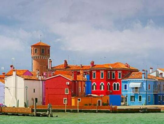 歐洲十大絕美小鎮排名,富森小鎮因天鵝堡聞名、帕羅斯小鎮非常清新 歐洲十大絕美小鎮排名,富森小鎮因天鵝堡聞名、帕羅斯小鎮非常清新