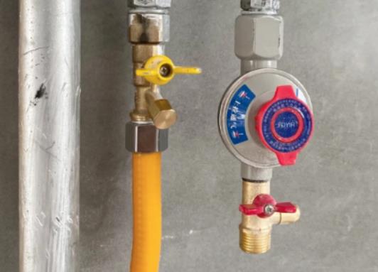 廚房沒有窗戶不能通天然氣怎么辦?天然氣的紅色按鈕怎么樣是正常 廚房沒有窗戶不能通天然氣怎么辦?天然氣的紅色按鈕怎么樣是正常