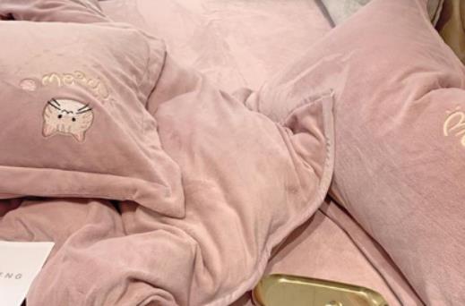 睡覺的毛毯有靜電會有什么影響?毛毯靜電怎么快速消除 睡覺的毛毯有靜電會有什么影響?毛毯靜電怎么快速消除