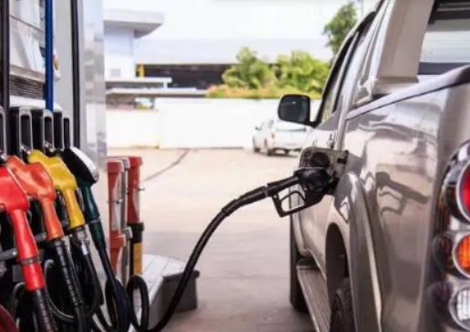 全合成機油可以一年換一次嗎?小汽車多少公里換機油最好 全合成機油可以一年換一次嗎?小汽車多少公里換機油最好