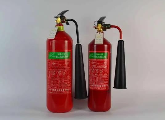滅火器分為哪三種類型?4公斤滅火器換粉多少錢 滅火器分為哪三種類型?4公斤滅火器換粉多少錢