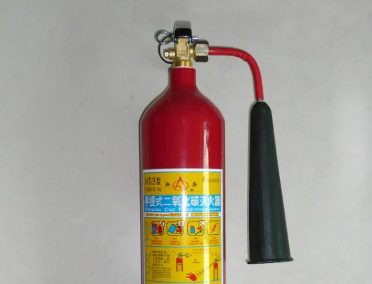 滅火器過期了可以免費換嗎?干粉滅火器可以平放后備箱嗎 滅火器過期了可以免費換嗎?干粉滅火器可以平放后備箱嗎