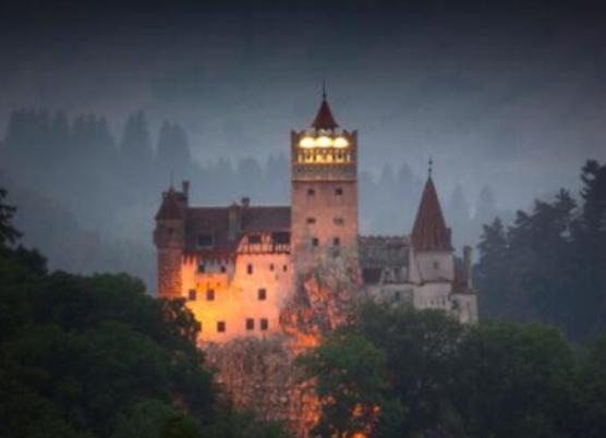 歐洲十大城堡排行榜,圣米歇爾山城堡像個小王國、薩爾斯堡讓人留戀 歐洲十大城堡排行榜,圣米歇爾山城堡像個小王國、薩爾斯堡讓人留戀