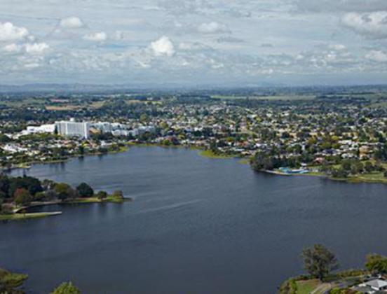 加拿大十大城市面積排名,皇后西街在多倫多、渥太華在渥太華河旁 加拿大十大城市面積排名,皇后西街在多倫多、渥太華在渥太華河旁