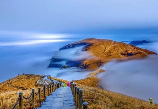 �书ɽ������ֻ��һ�l·�����书ɽ�����������M�Ć�