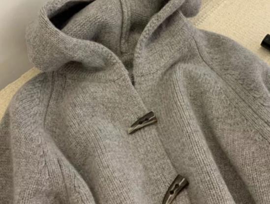 浣熊絨掉毛厲害嗎?浣熊毛毛衣變形了怎么辦 浣熊絨掉毛厲害嗎?浣熊毛毛衣變形了怎么辦