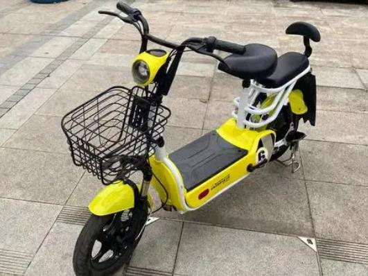 電動車充電綠燈亮了還充電嗎?電動車冬天放在外面怕凍嗎 電動車充電綠燈亮了還充電嗎?電動車冬天放在外面怕凍嗎