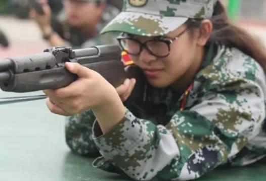 高一軍訓(xùn)分班還是報(bào)到分班?高中軍訓(xùn)能不能留長發(fā) 高一軍訓(xùn)分班還是報(bào)到分班?高中軍訓(xùn)能不能留長發(fā)