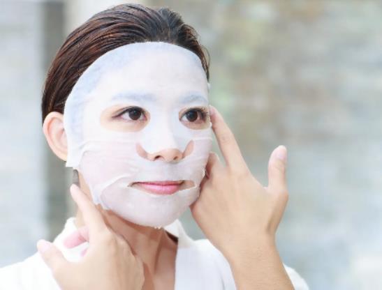 壓縮面膜怎么用?壓縮面膜可以用礦泉水補充水分嗎 壓縮面膜怎么用?壓縮面膜可以用礦泉水補充水分嗎