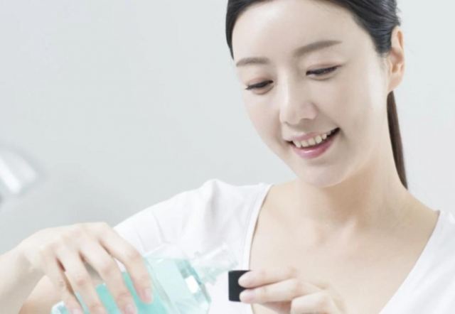 漱口水為什么不可以代替刷牙 先刷牙還是先用漱口水 漱口水為什么不可以代替刷牙 先刷牙還是先用漱口水