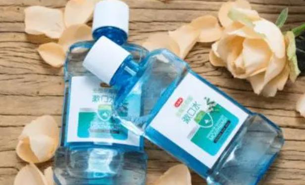 為什么會(huì)有口臭?漱口水能去除口臭嗎 為什么會(huì)有口臭?漱口水能去除口臭嗎