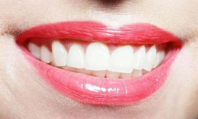 牙齒松了是怎么回事 牙齒松動怎么修復 牙齒松了是怎么回事 牙齒松動怎么修復