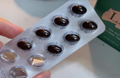 異維a酸吃多久才不復發?異維a酸停藥一年后還致畸怎么回事 異維a酸吃多久才不復發?異維a酸停藥一年后還致畸怎么回事