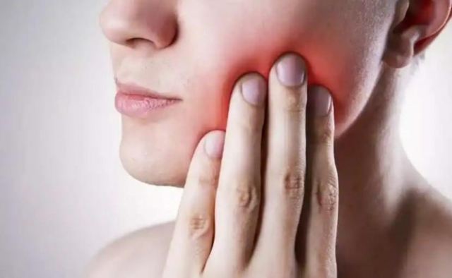 牙疼身上發冷渾身無力怎么回事 為什么會牙疼吃不下飯 牙疼身上發冷渾身無力怎么回事 為什么會牙疼吃不下飯