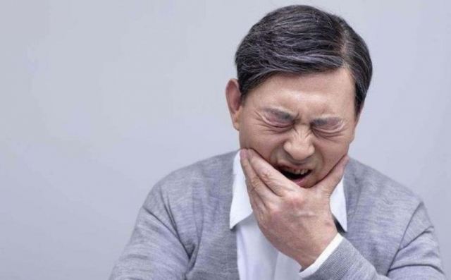 牙疼不能拔牙嗎 為什么牙疼不能拔牙 牙疼不能拔牙嗎 為什么牙疼不能拔牙