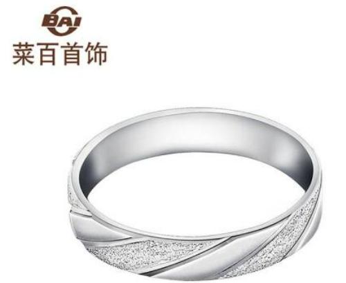 中國十大銀飾品牌排名,老鳳祥有百年歷史、老銀鋪古典又不失時尚 中國十大銀飾品牌排名,老鳳祥有百年歷史、老銀鋪古典又不失時尚