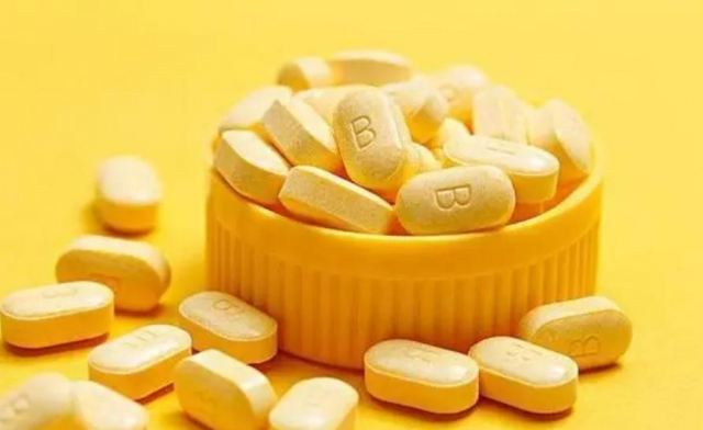 ���^�l���^�l���̕���һЩ�� Ů���^�l���ą����ü��̰l��