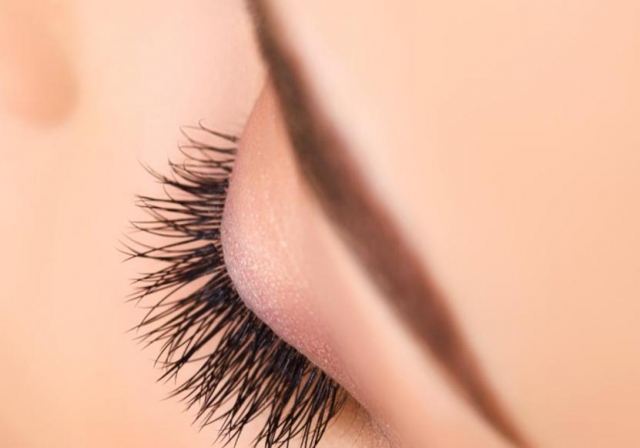 增長(zhǎng)眼睫毛最有效方法 用什么可以快速增長(zhǎng)眼睫毛 增長(zhǎng)眼睫毛最有效方法 用什么可以快速增長(zhǎng)眼睫毛