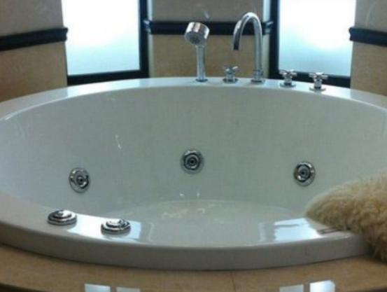 十大浴缸品牌排行榜,新中源浴缸是一線品牌、東鵬浴缸質量一流 十大浴缸品牌排行榜,新中源浴缸是一線品牌、東鵬浴缸質量一流