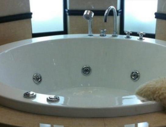 十大浴缸品牌排行榜,新中源浴缸是一線牌子、東鵬浴缸銷售額高 十大浴缸品牌排行榜,新中源浴缸是一線牌子、東鵬浴缸銷售額高