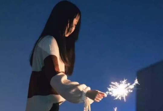 仙女棒可以放身上可以過安檢嗎?仙女棒網(wǎng)上買的可以用嗎 仙女棒可以放身上可以過安檢嗎?仙女棒網(wǎng)上買的可以用嗎